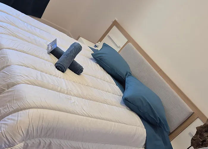 Les Logis du Port Suites&Spa - Climatisation -Port Canal Montauban